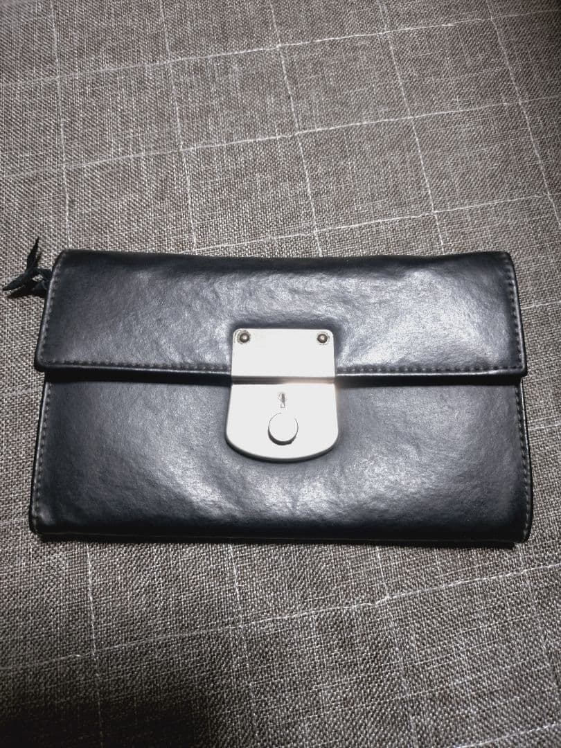 専用　ジャンポール・ゴルチエ　ブラックレザー 長財布 フラップ式