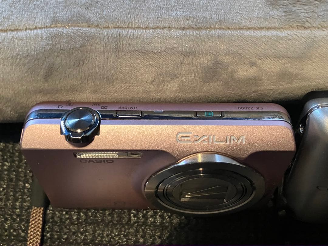 Nikon CASIO panasonic デジカメ 4個まとめ 現状品