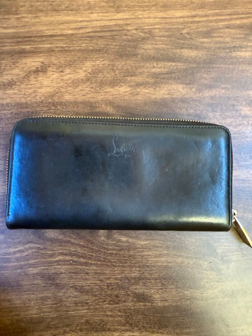Louboutin 黒 長財布 約20cm