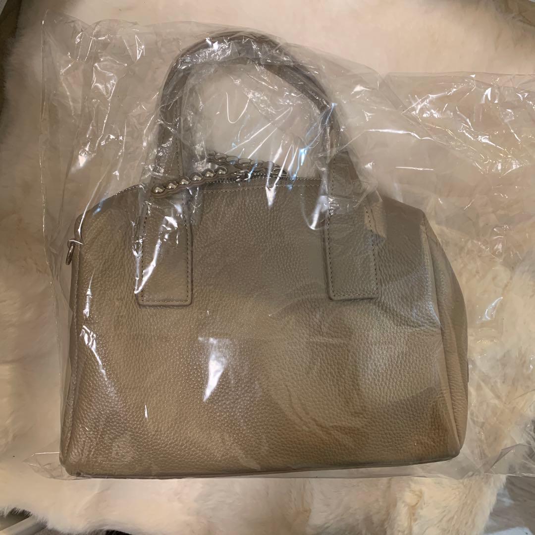 earpapillonner (本革/ショルダー付き）スタッズボストンバッグ