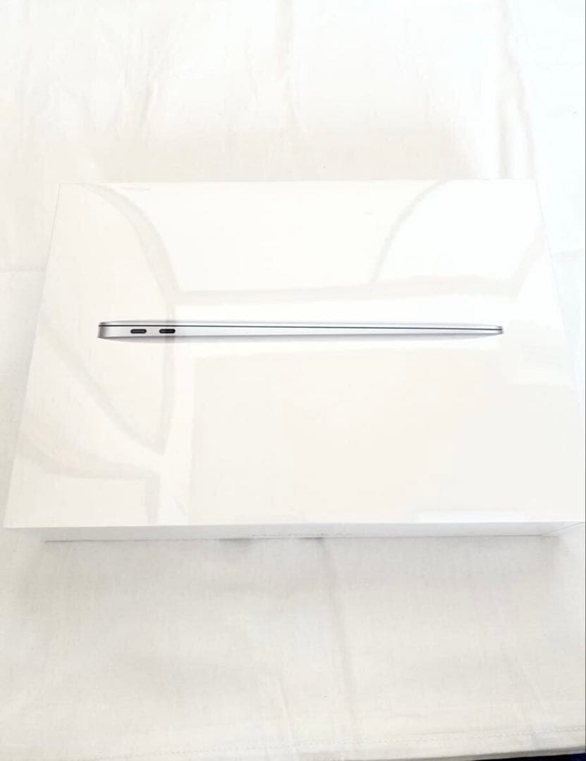 【新品未開封】Apple MacBook Air16GB256GB 13インチ