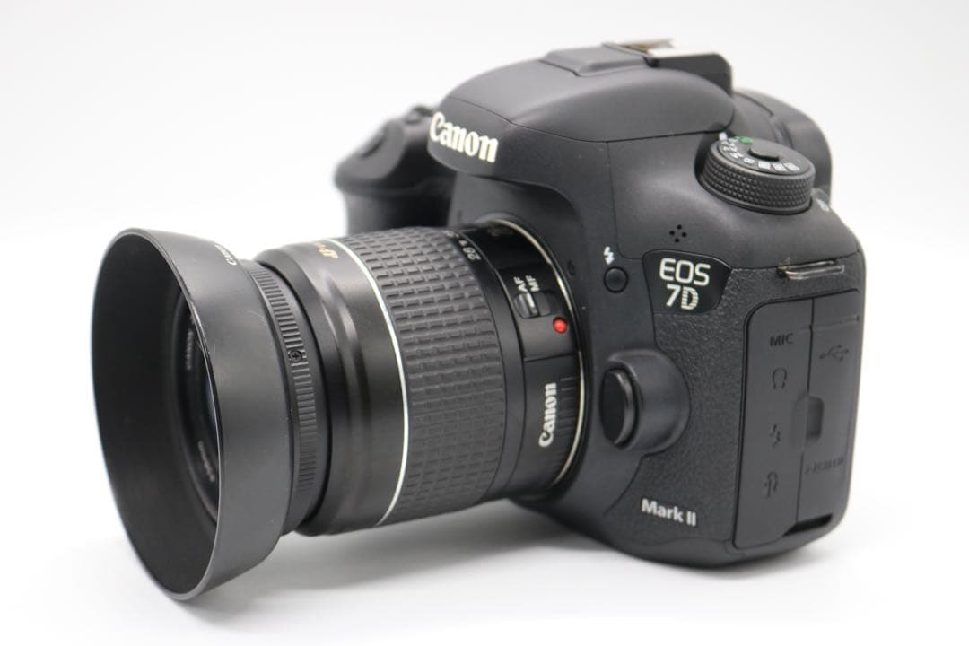 美品 【Canon EOS 7D Mark Ⅱ ダブルレンズセット】 安心保証◎