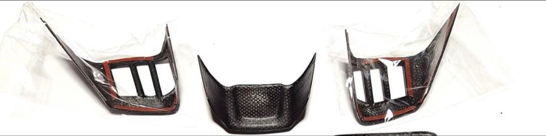 アクシスパーツ ドライカーボン製 ステアリングカバー