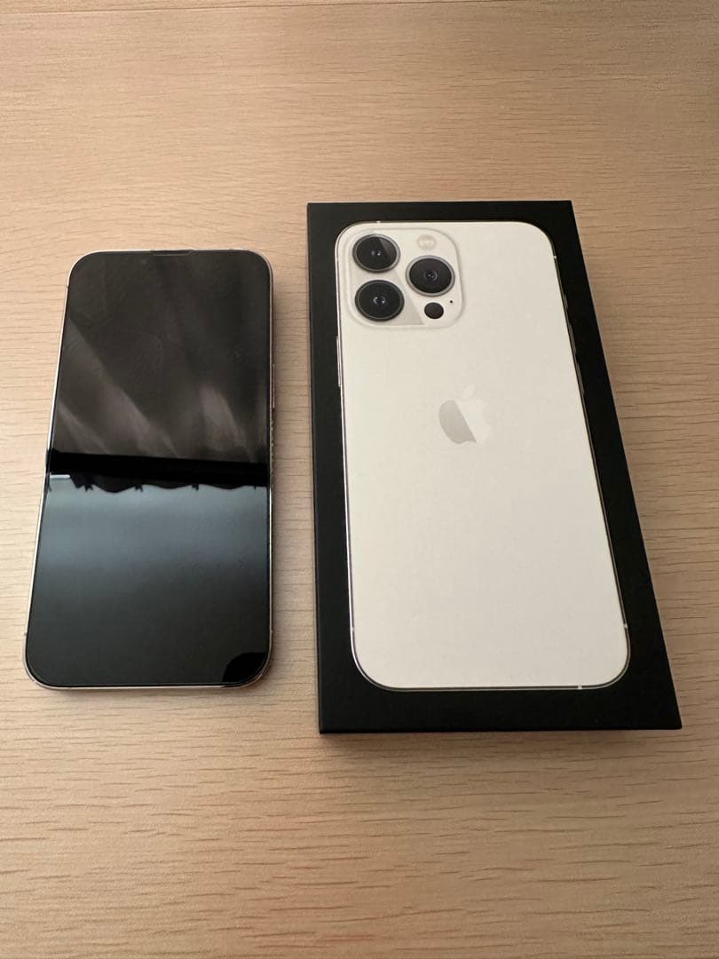 Apple iPhone 13 Pro シルバー 1TB 本体 中古