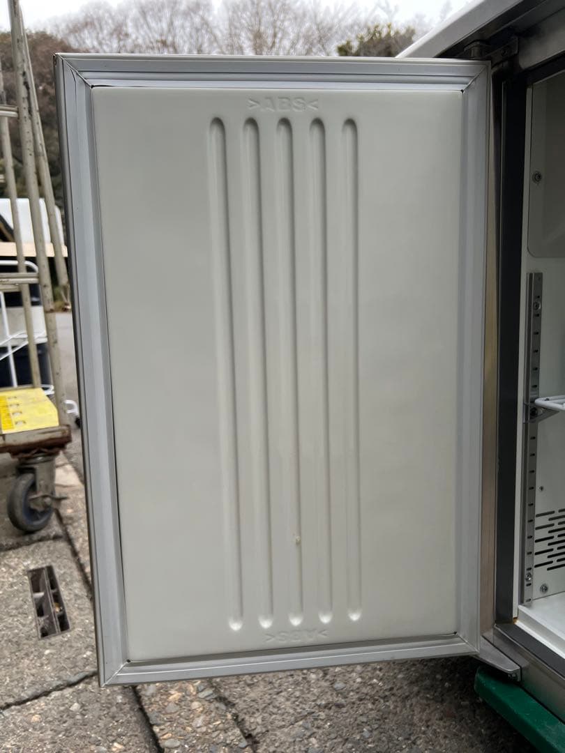 フクシマテーブル型冷凍冷蔵庫 2017年