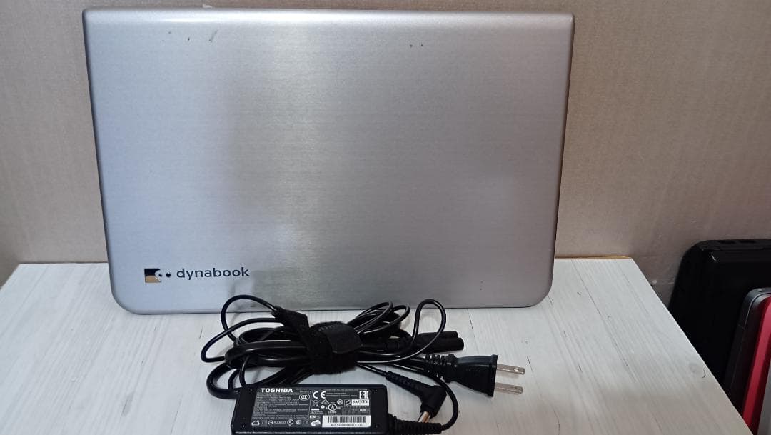 Dynabook KIRA V83　harman/kardon DTS