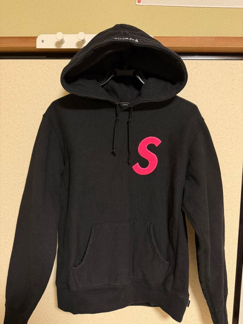 Supreme ブラック パーカー Sサイズ