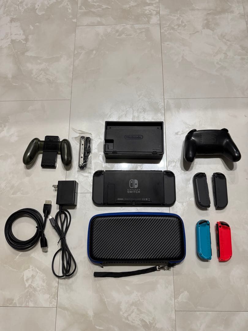 Nintendo Switch 本体 + ジョイコン+プロコントローラー+付属品