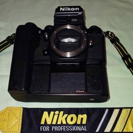 ニコン F3HP MD-4付き