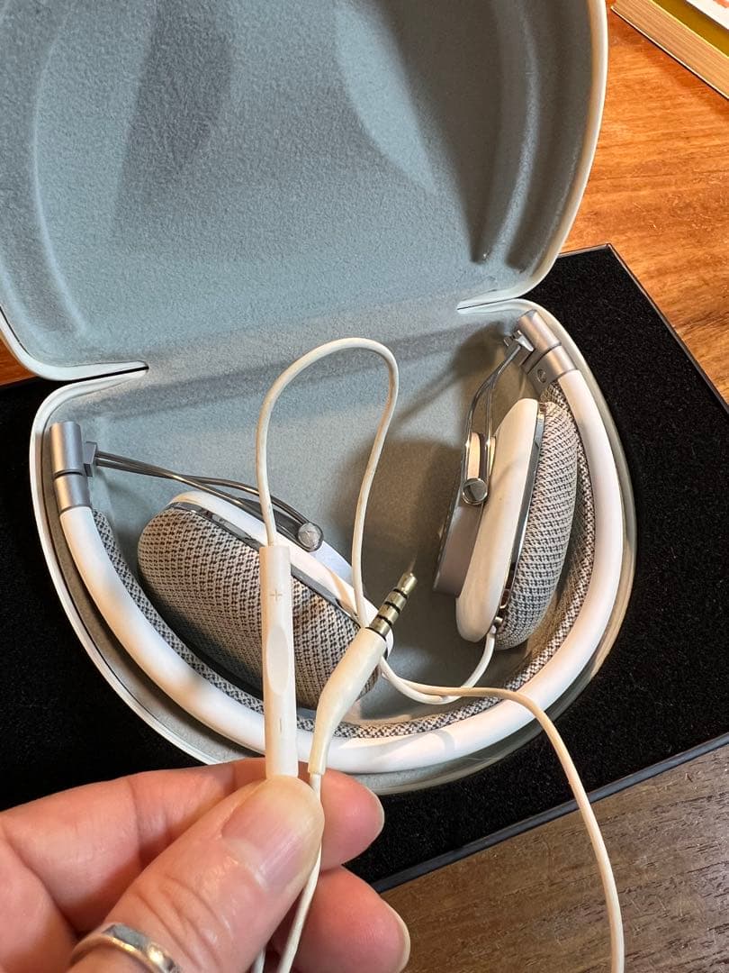 Bowers & Wilkins P3 Hi-Fi 有線　ヘッドホン　美品