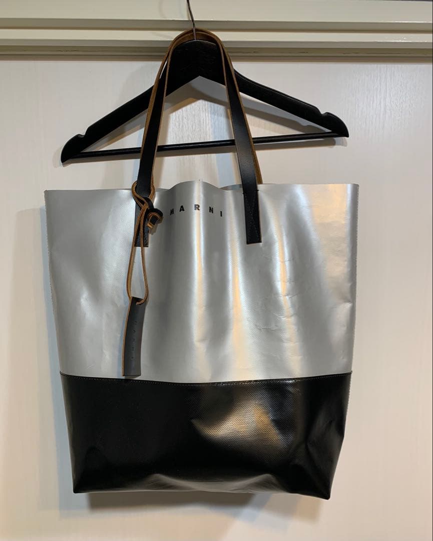 MARNI シルバー×ブラック トートバッグ