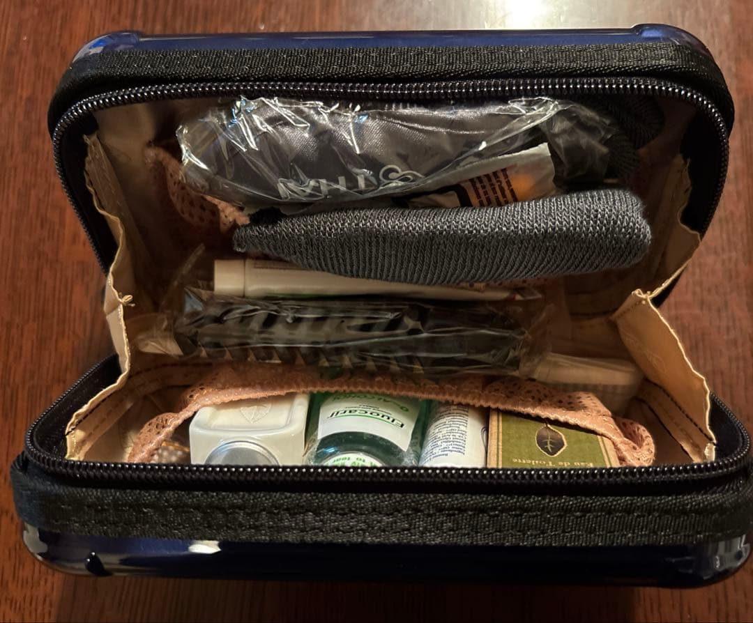 RIMOWA×タイ航空 ファーストクラス アメニティポーチ