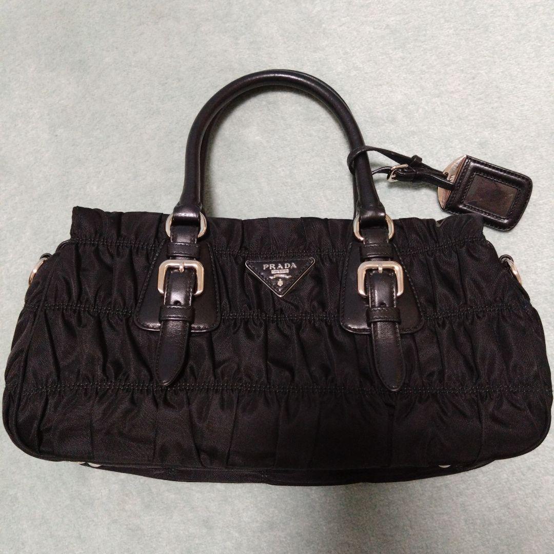 プラダ　バッグ