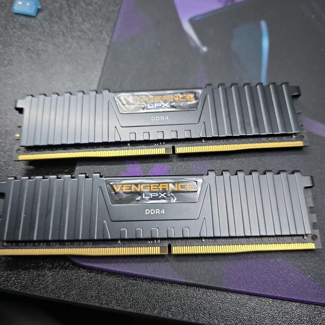 CORSAIR DDR4-3200 32GB (16GB×2枚)