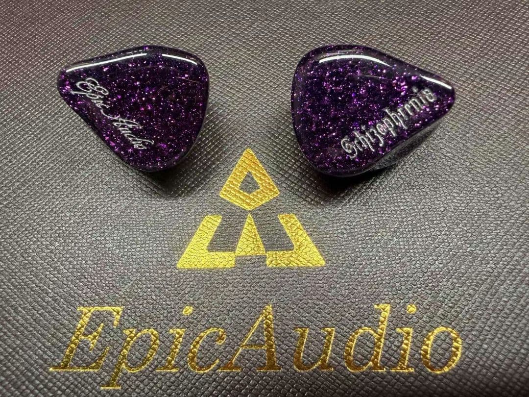 Epic Audio Schizophrenia イヤホン