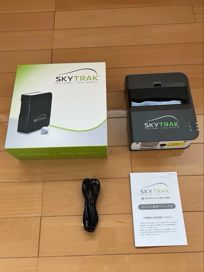 やるじゃん 【美品】スカイトラック弾道測定器(水平機能付きプロテクタ付属)