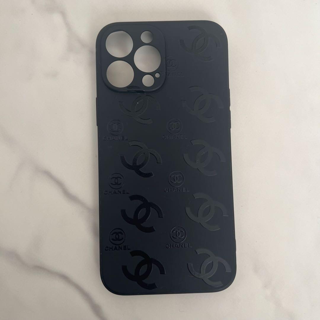 iPhone13 pro max用　スマホケース CHANEL 黒　ココマーク