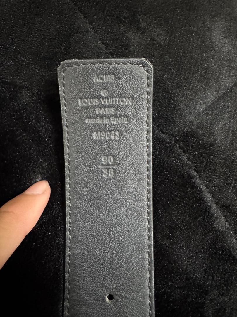 Louis Vuitton ロゴ入りベルト ブラック