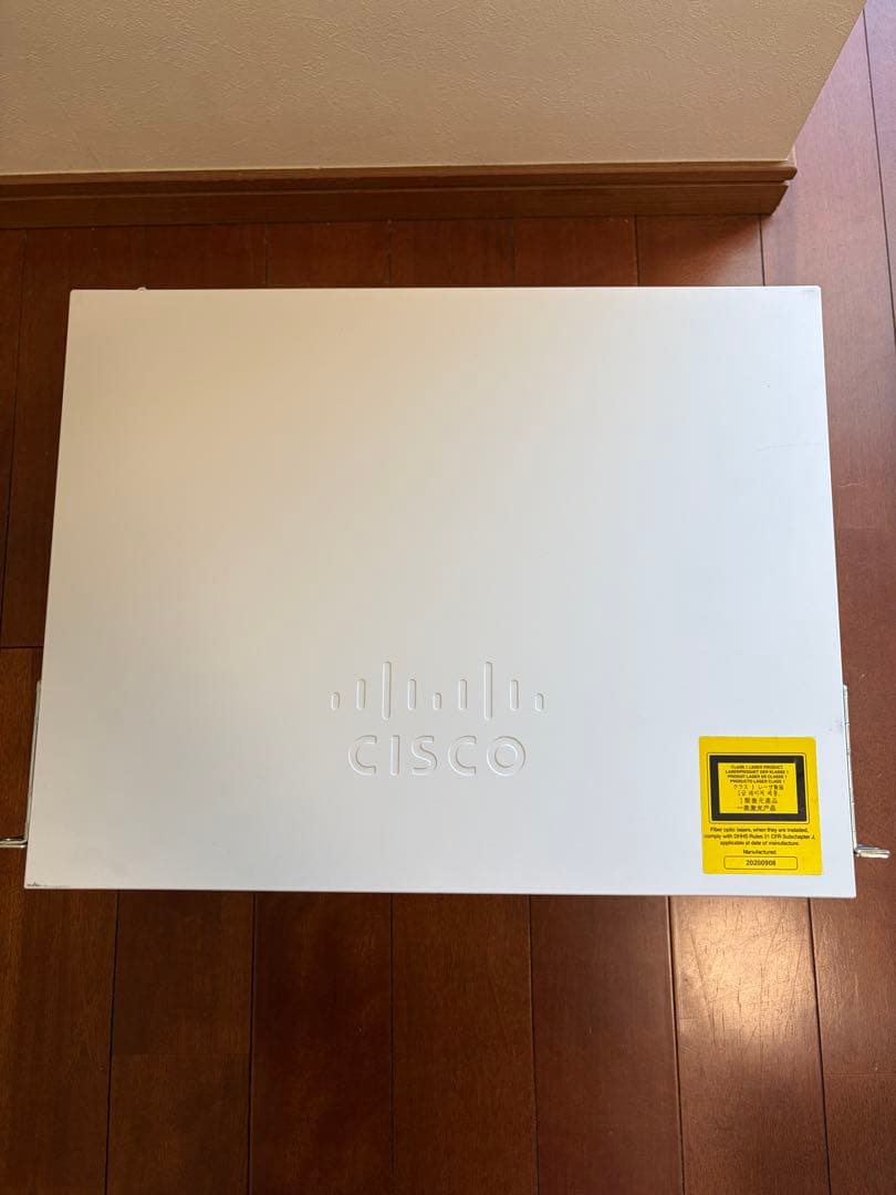 シスコC1000-24FP-4G-L-V01スイッチ