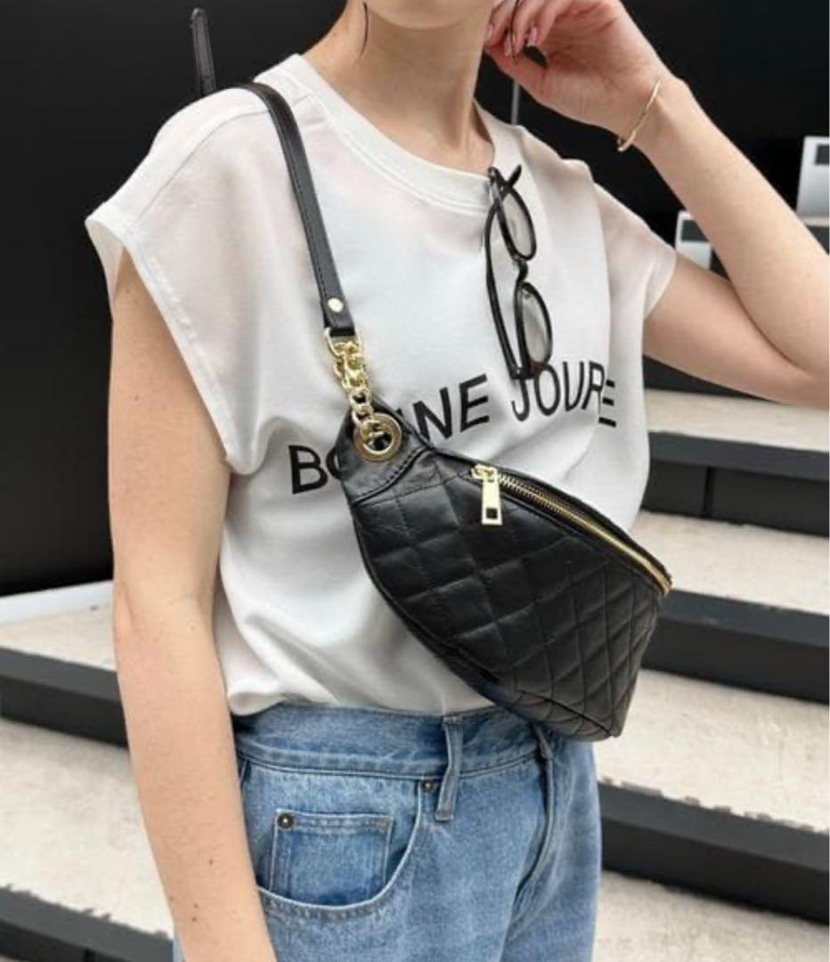 新品未使用　オウレンティ　キルティング　レザー　ボディバッグ　軽量　ブラック