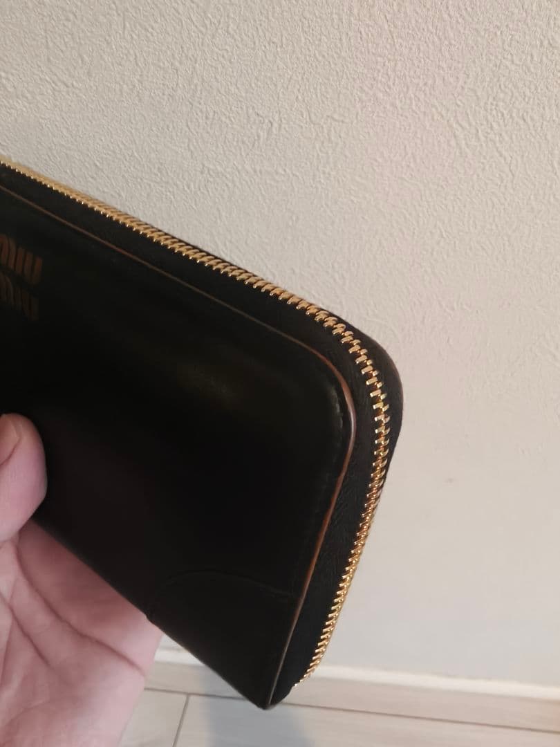 MIU MIU prada ブラック 長財布