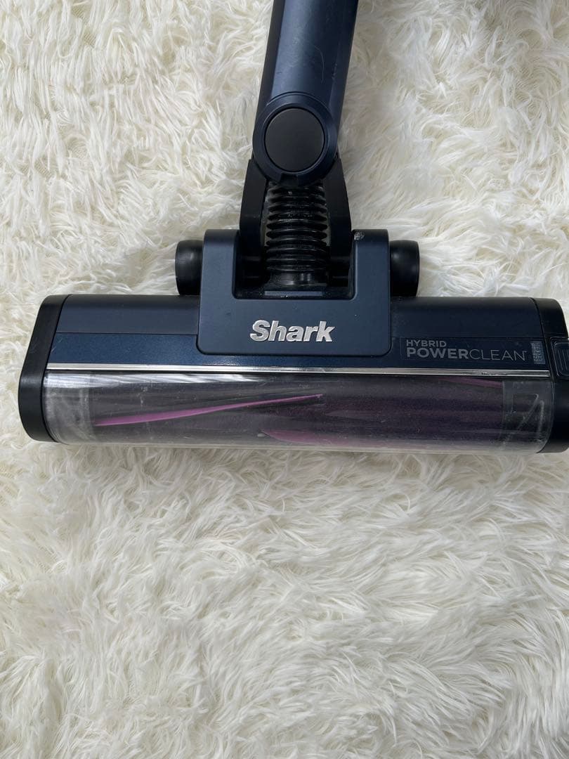 SHARKシャーク コードレスサイクロン掃除機 CS651JBL 上位モデル