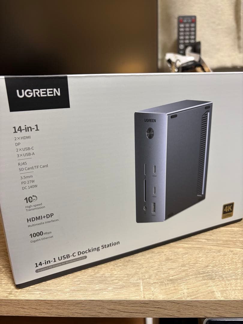 分配器・切替器 UGREEN Revodok Pro 314 USB-C
