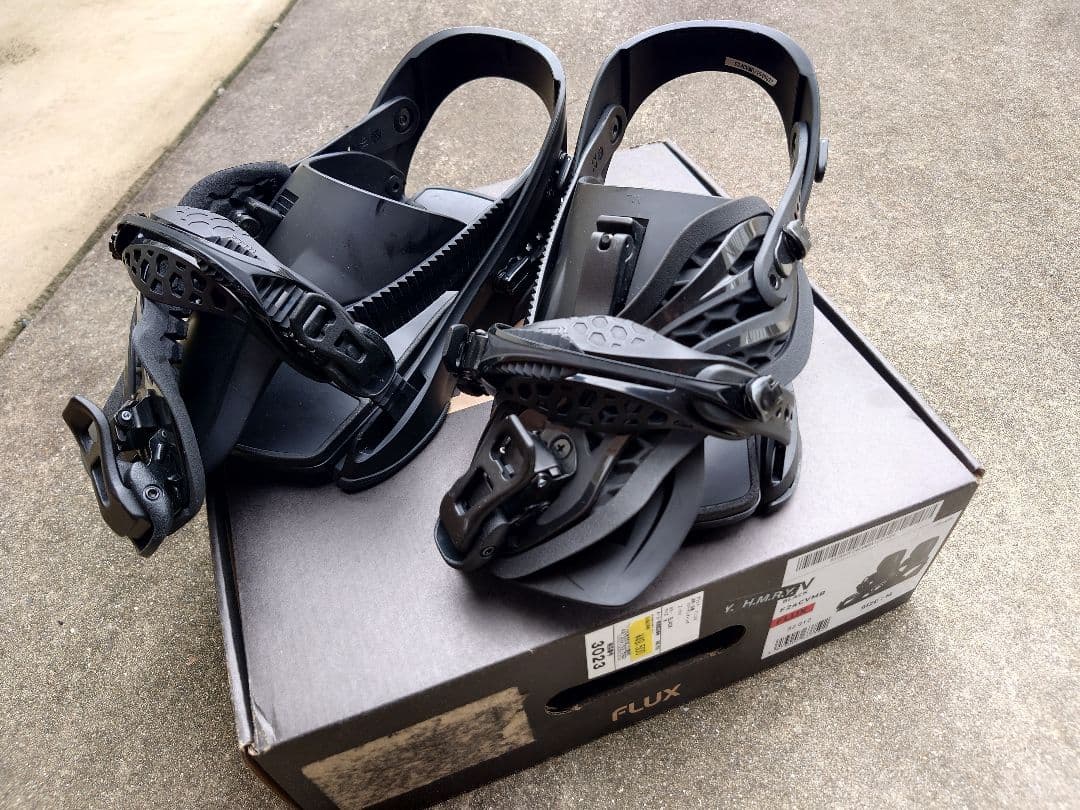 FLUX CV（23-24） ブラック