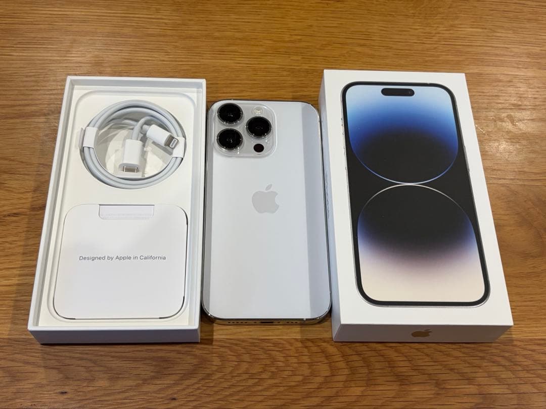 Apple Store購入　iPhone14pro シルバー　ホワイト系