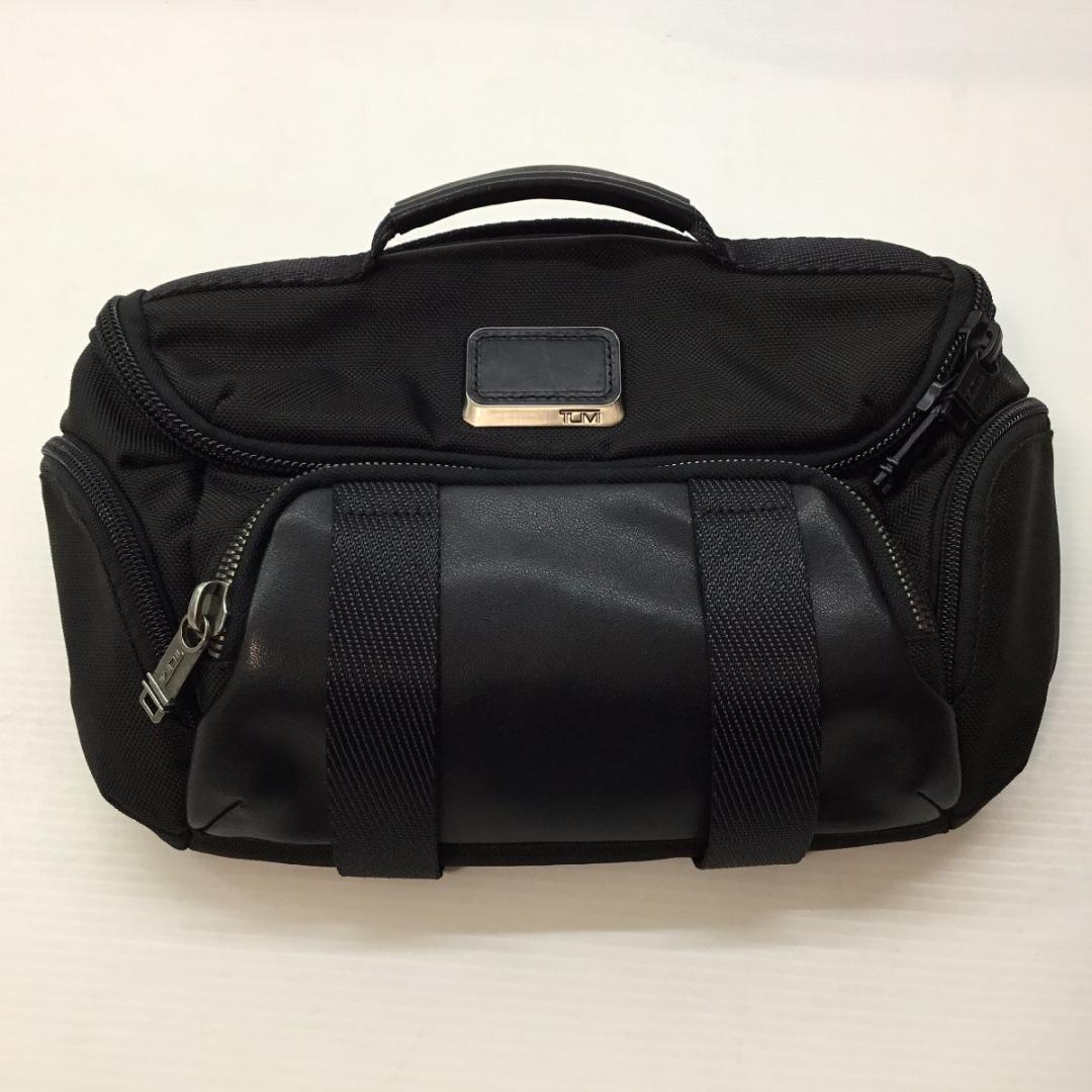 TUMI Bravo ユーティリティポーチ ボディバッグ ショルダーバッグ