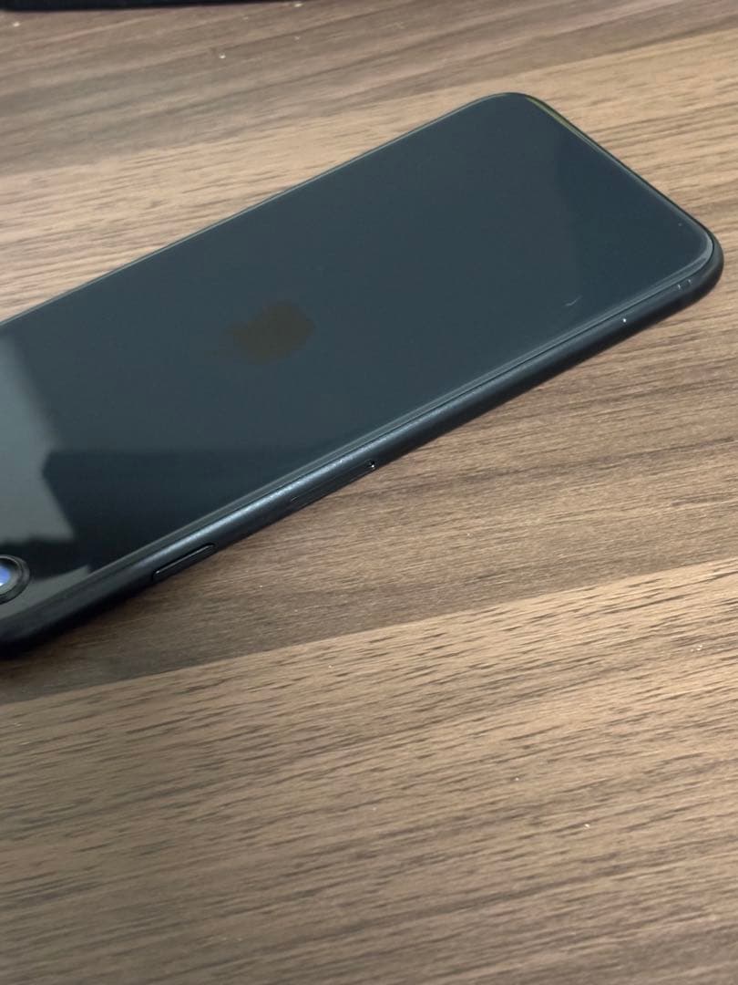 iPhone SE（第2世代） 本体 付属品