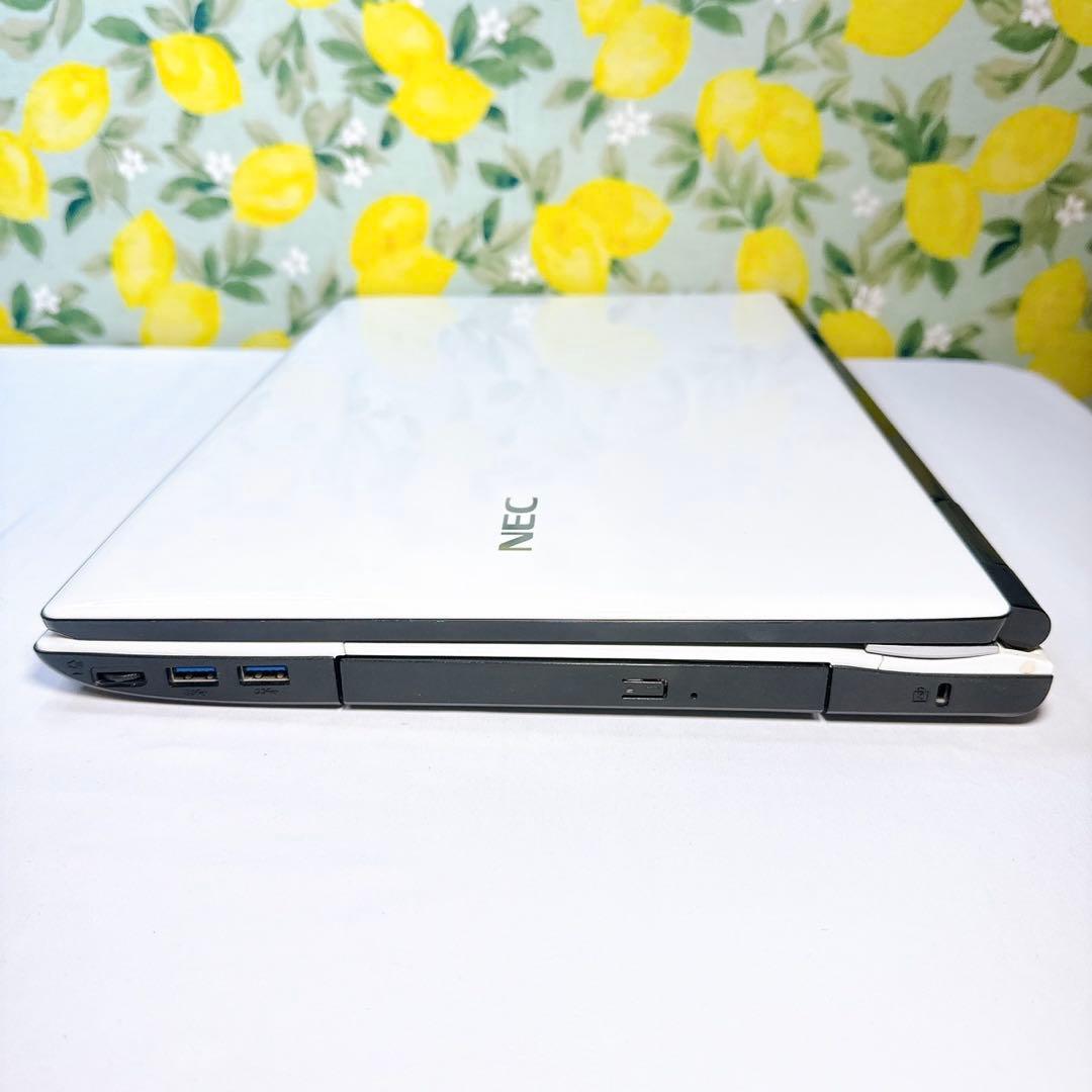 ホワイトが可愛い❤️面倒な設定済みだから届いたらすぐ使える❤️Windows11❤️