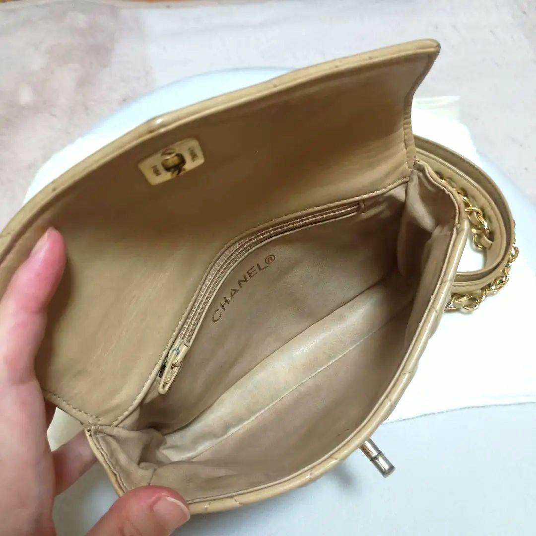 CHANELシャネルベージュ キルティングウエストポーチ シャネル ココマーク