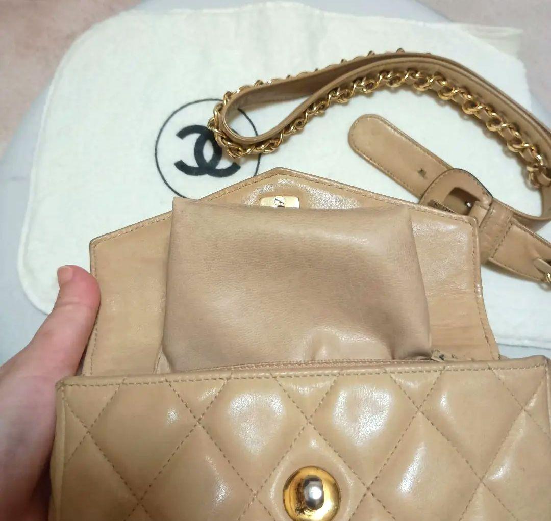 CHANELシャネルベージュ キルティングウエストポーチ シャネル ココマーク