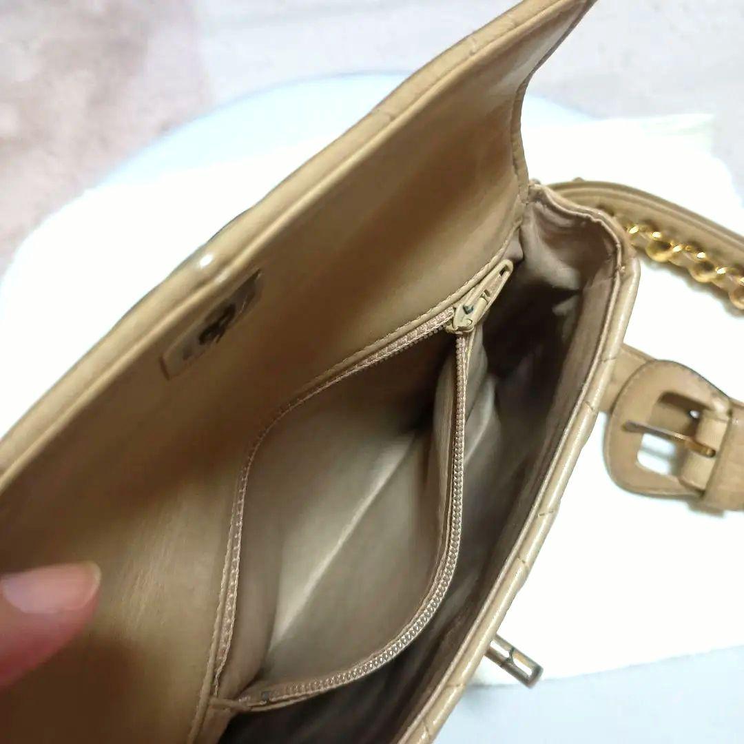 CHANELシャネルベージュ キルティングウエストポーチ シャネル ココマーク