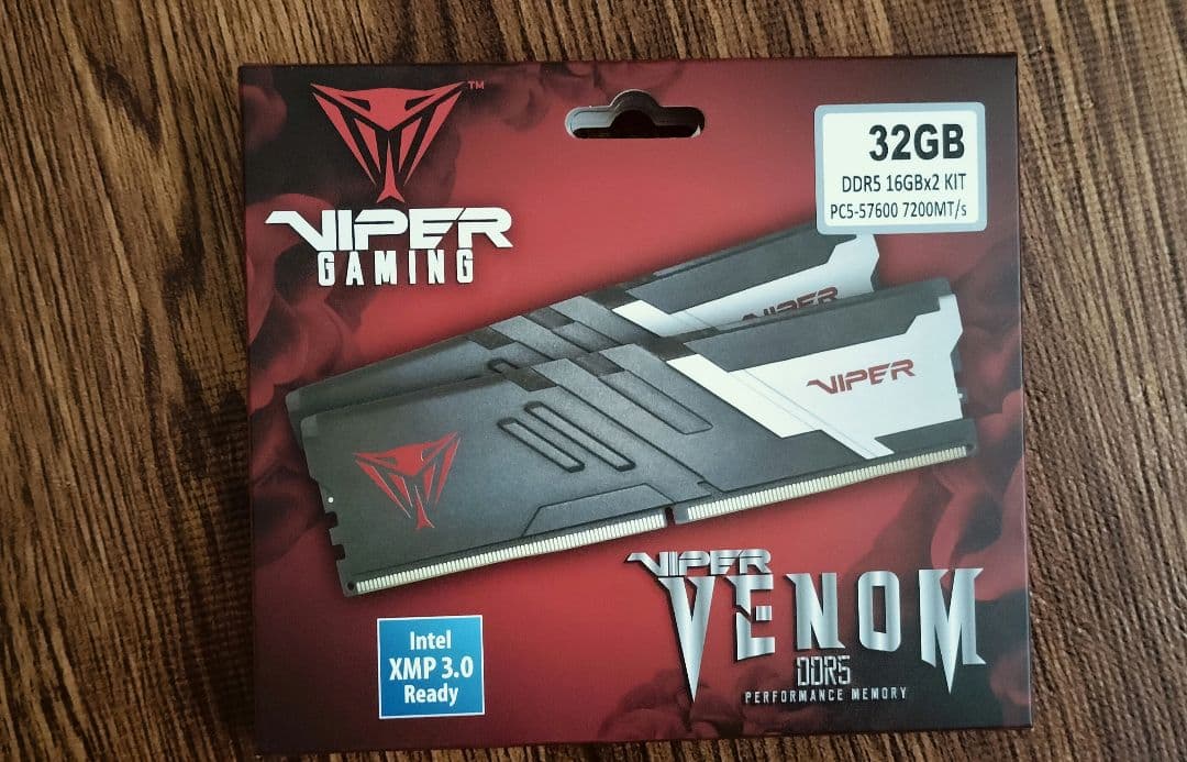 ワキ　Viper Venom 32GB DDR5 7200MHzメモリ