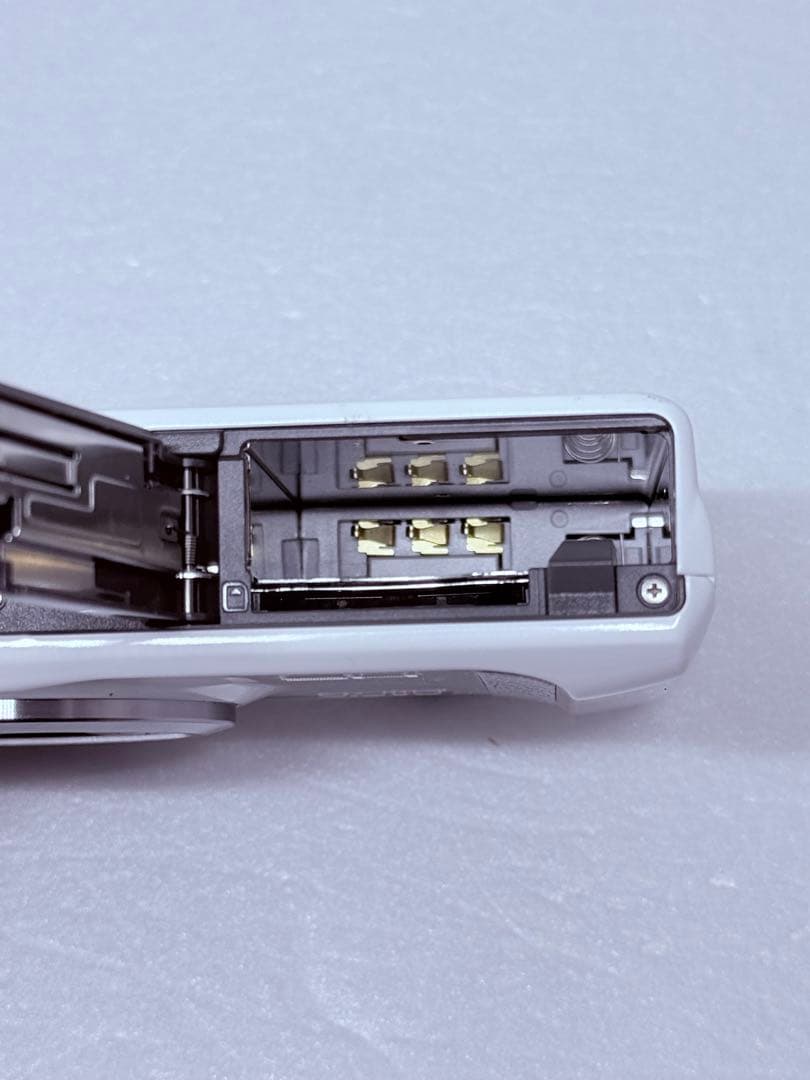 CASIO EXILIM EX-ZR510 ホワイト 動作確認済 コンデジ 人気