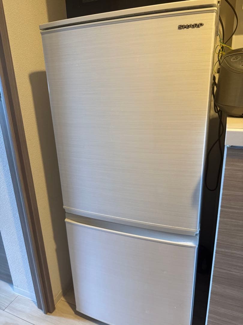 SHARP SJ-D14F-W 冷蔵庫 137L ホワイト