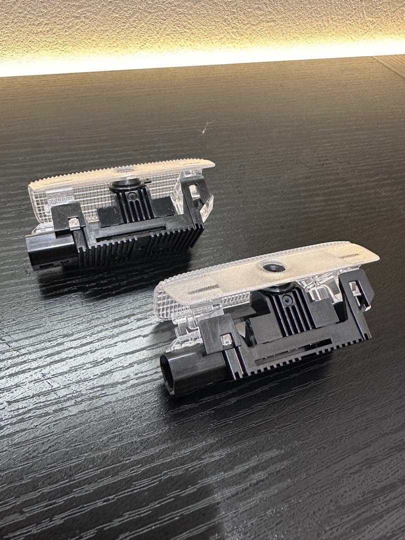 トヨタ純正　ランクル250 プロジェクションカーテシイルミ　ファーストED