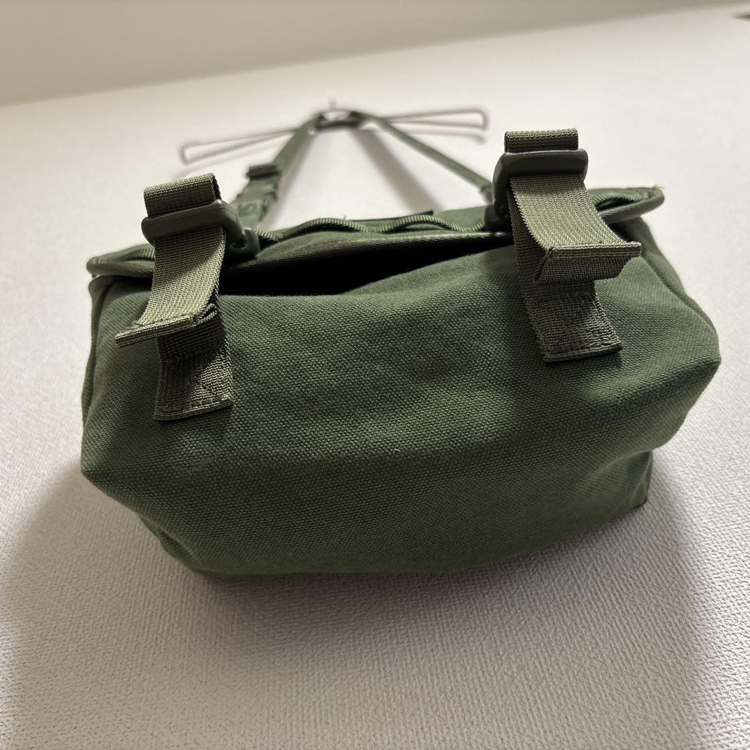 supreme ミニメッセンジャーバッグ オリーブ　ショルダーバッグ