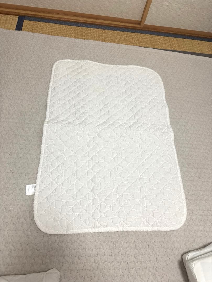 【美品】アップリカ ココネル エアー ベビーベッド