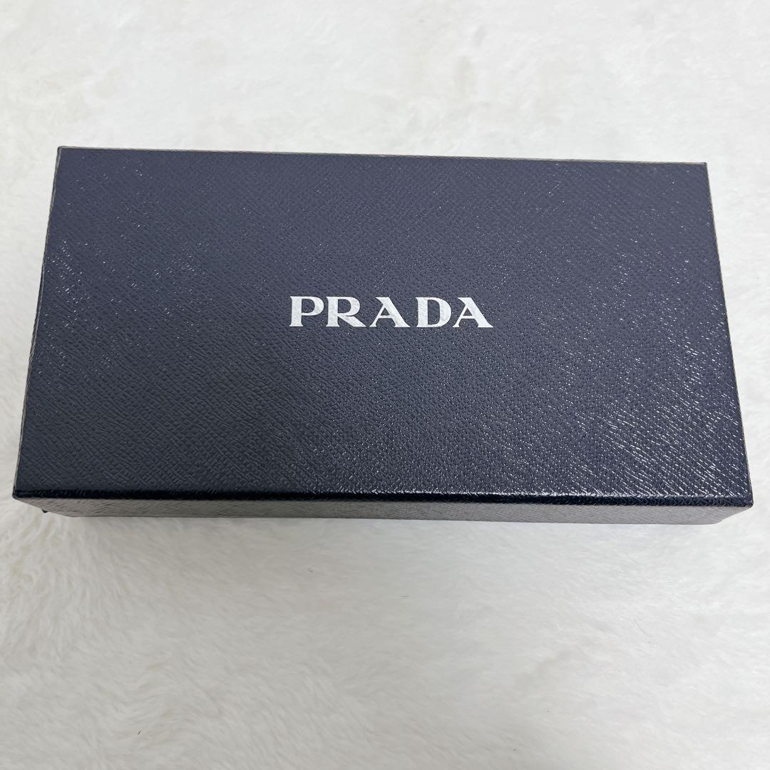 【未使用級】PRADA 長財布 レザー クロコストライプ ギャランティカード付
