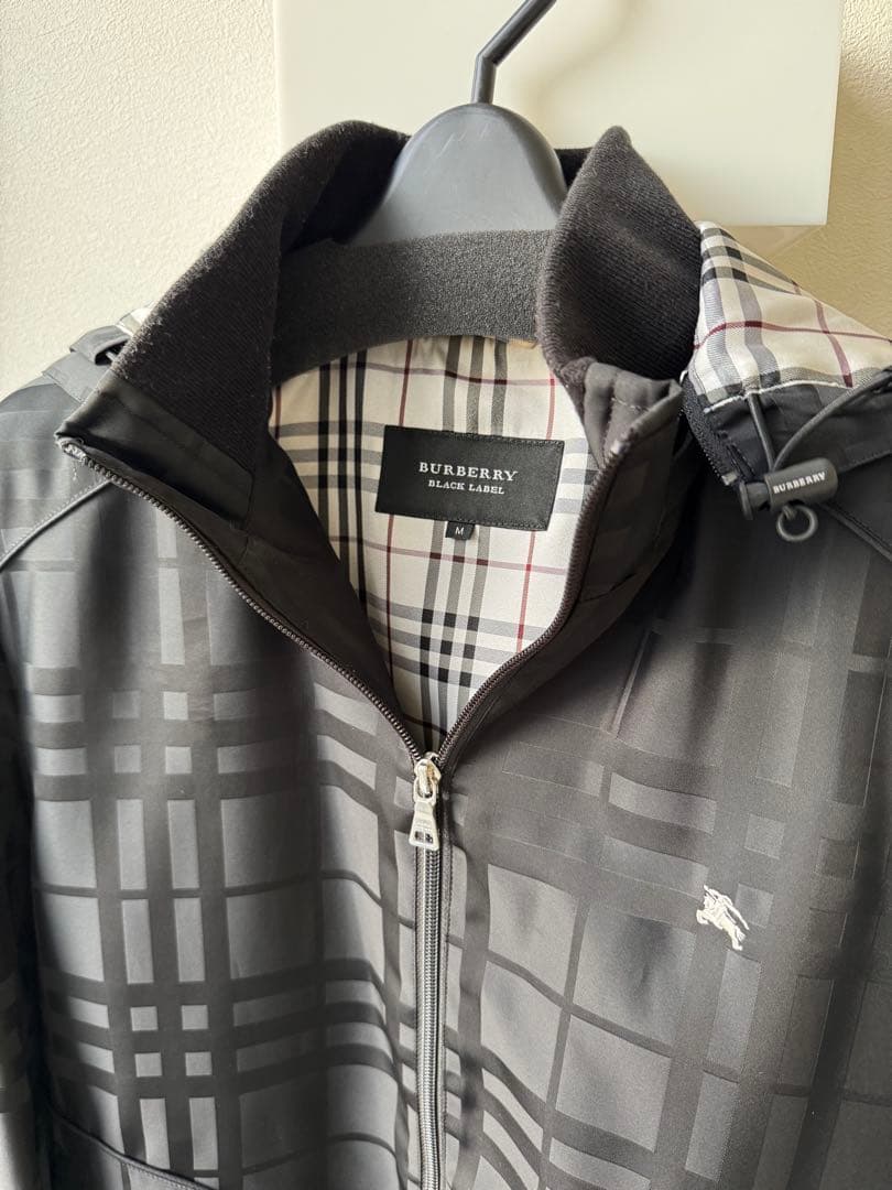バーバリーブラックレーベル　シャドーチェック柄ナイロンブルゾン アウター M