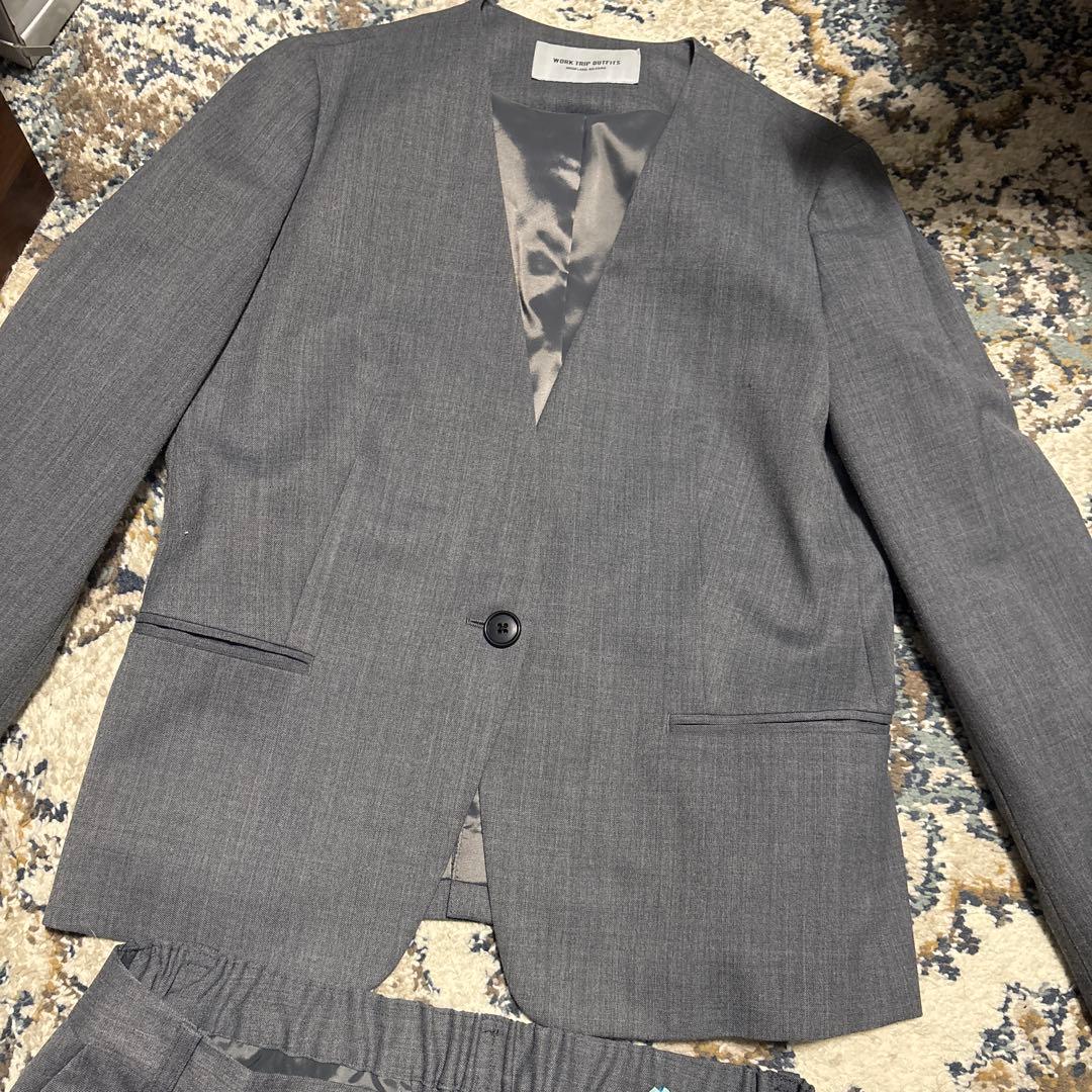 グレー ノーカラー ビジネススーツ 上下セット グリーンレーベル