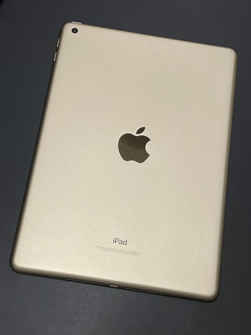 iPad 第5世代 Wi-fiモデル 128GB GOLD【訳あり】