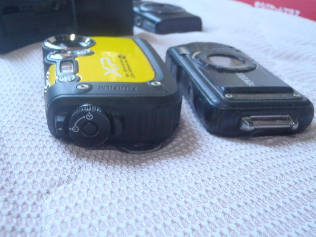 ⭕️ばら売り可能２台★新品級❤️スマホ転送★動作品★XP200★W90★CALS