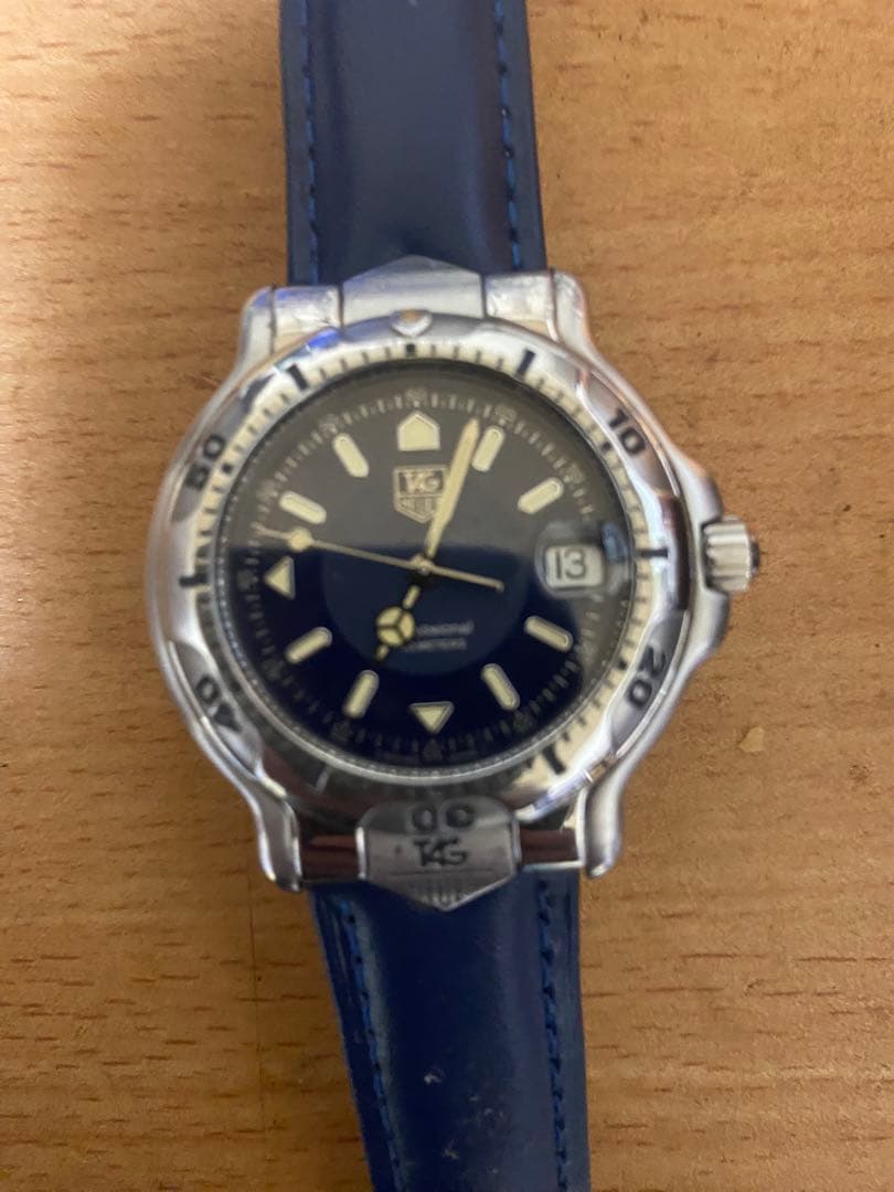 タグホイヤー6000メンズクォーツ稼働品
