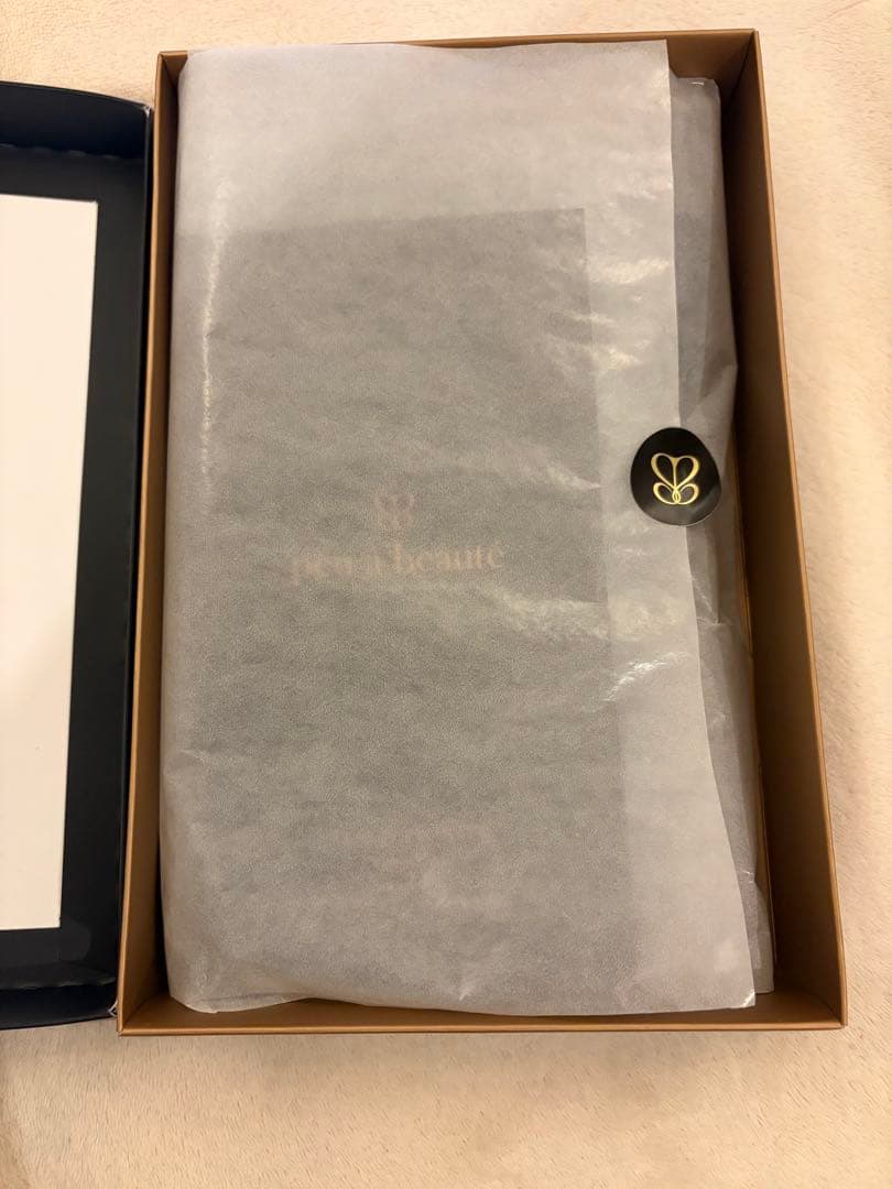 peu a beaute アームサポーター ブラック L