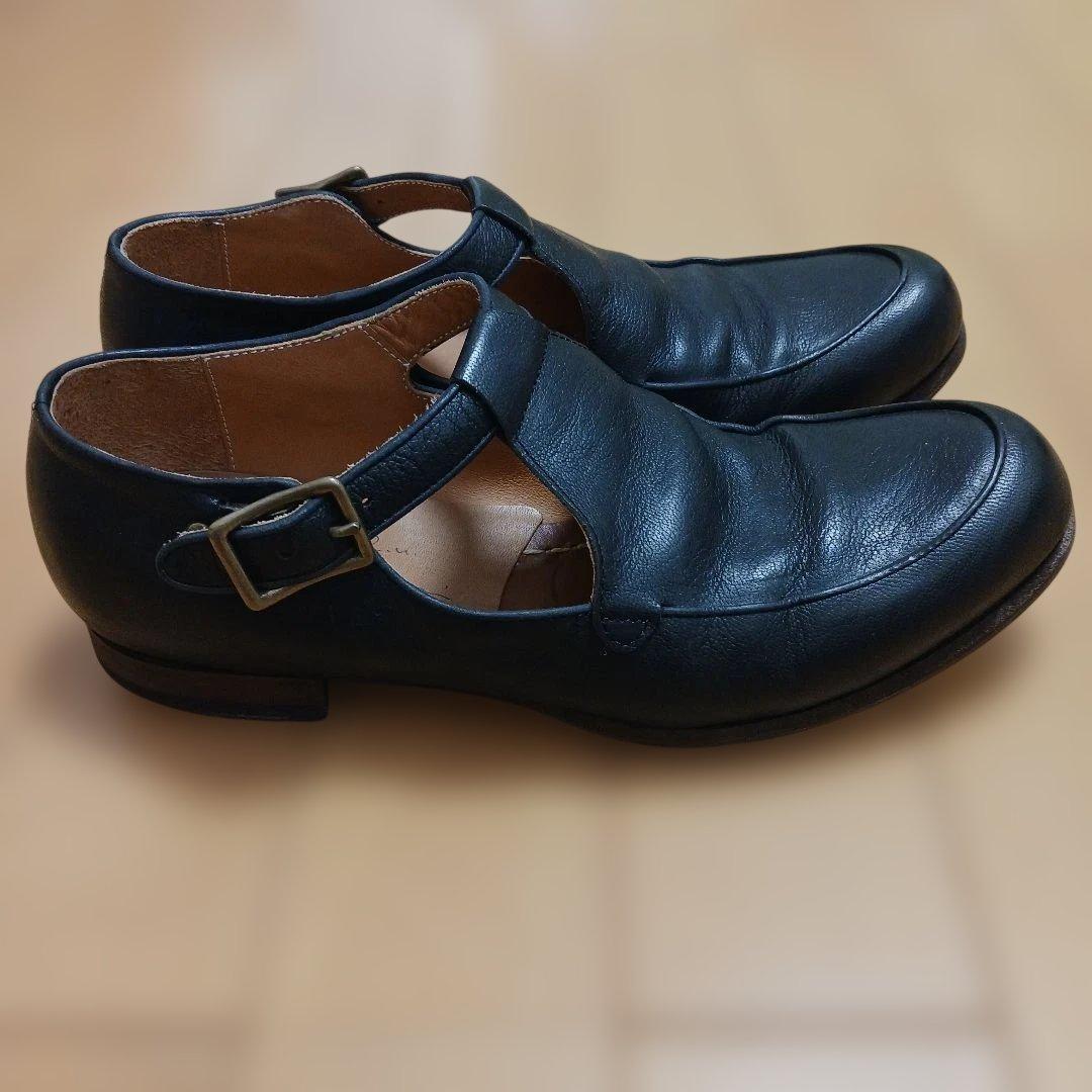 R.U. レザーシューズ　Tストラップ　アール・ユー　Lada（ラダ）