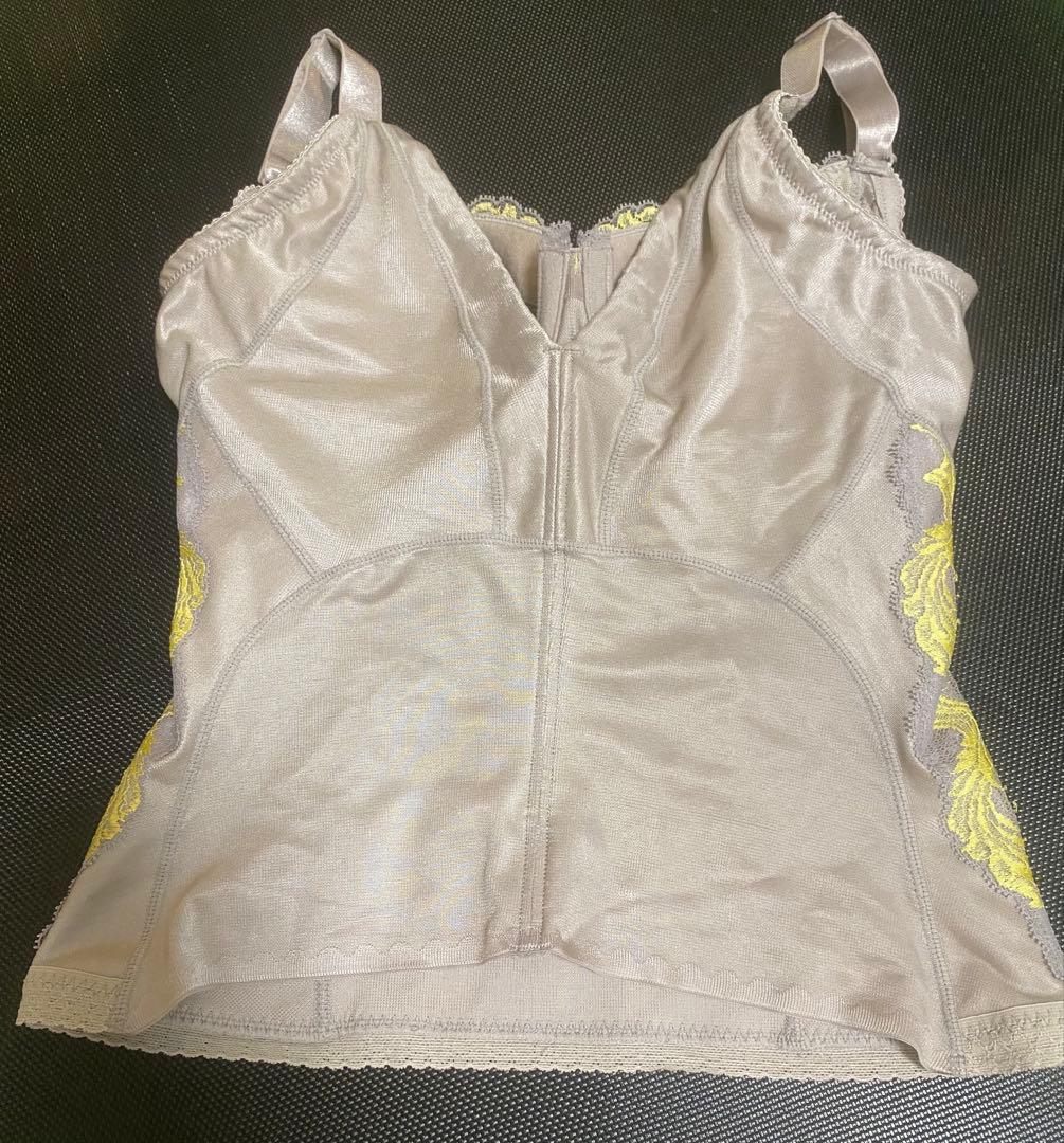 マルコ　カーヴィシャス　ロングブラジャー　B80